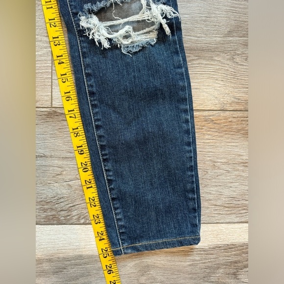 PAIGE~ Women’s Verdugo Crop Mavis Destructed Cropped Distressed Jeans Size 28 - Picture 6 of 11